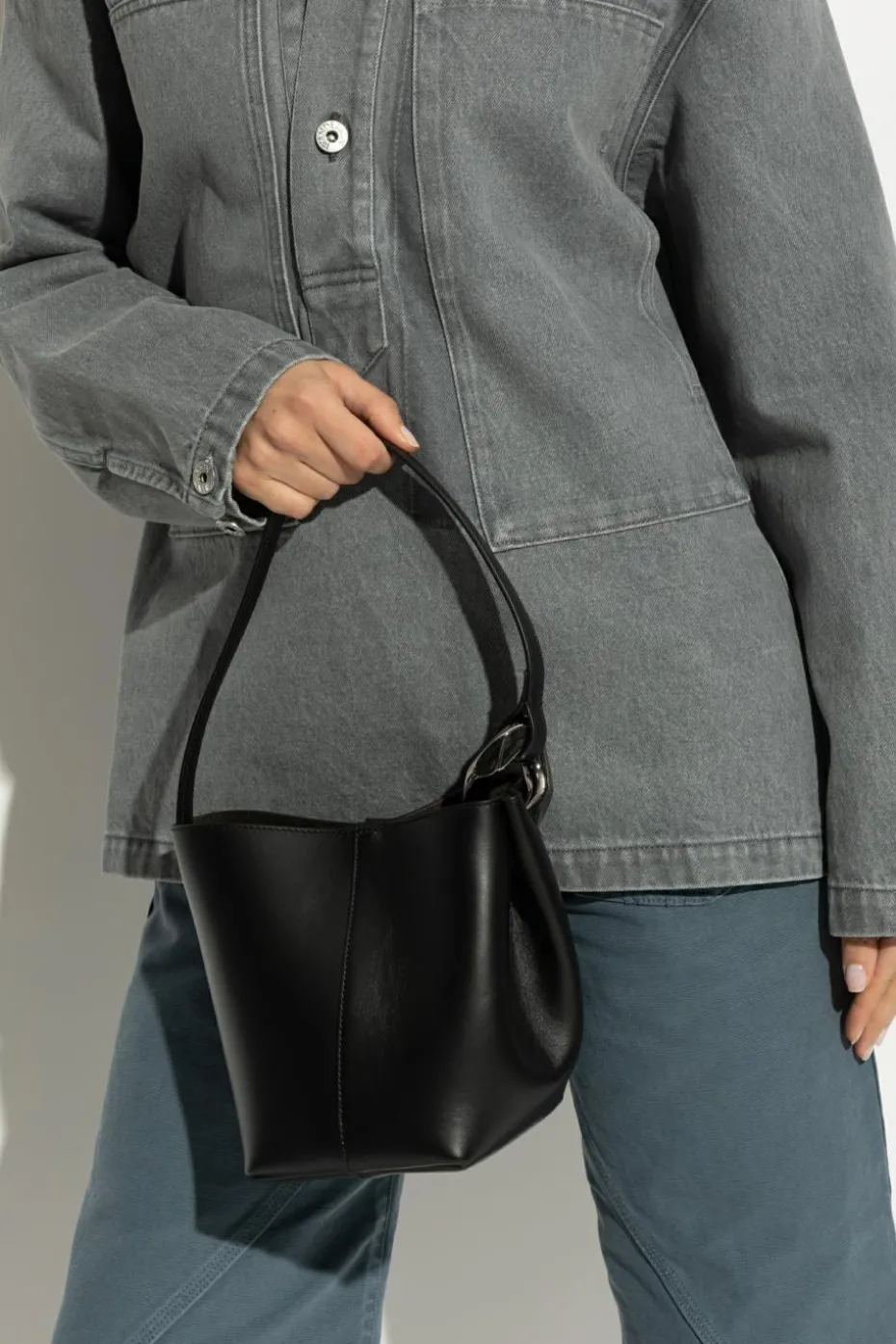 JW Anderson CZARNY Torba do ręki `The Jwa Small Bucket`