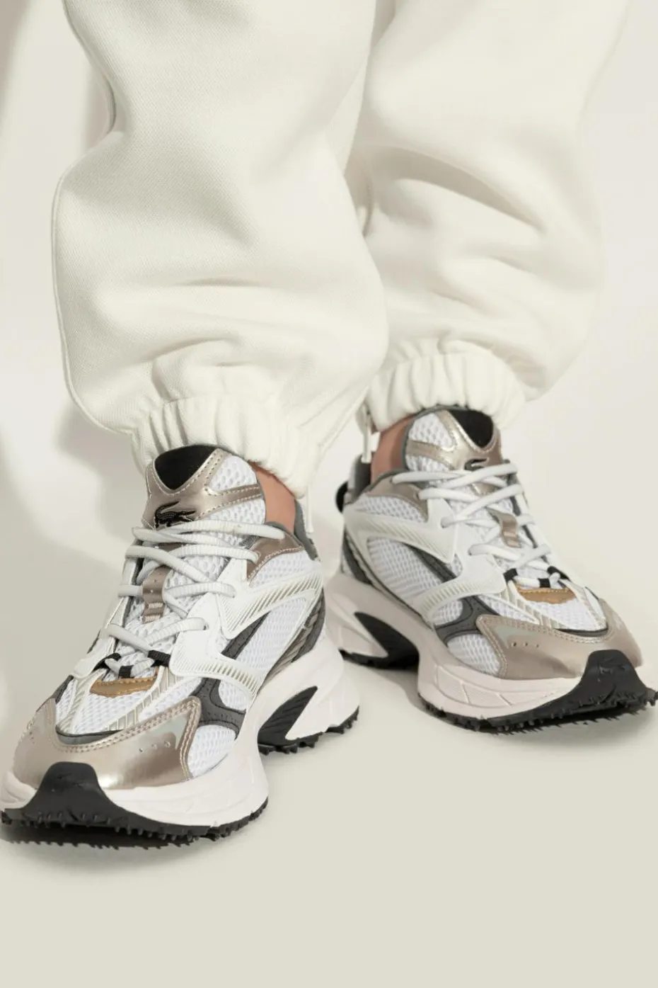 Lacoste BIAŁY Buty sportowe `L003 Neo Shot`