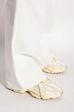 Lacoste kremowy Buty sportowe `L003`