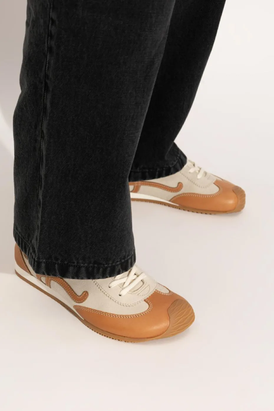 Loewe beżowy Buty sportowe `Ballet Runner 2.0`
