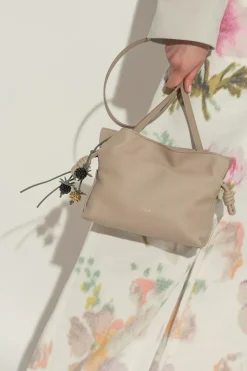Loewe beżowy Torba do ręki `Flameno Medium`