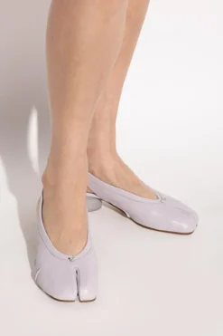 Maison Margiela FIOLETOWY Skórzane buty na obcasie z noskiem `Tabi`