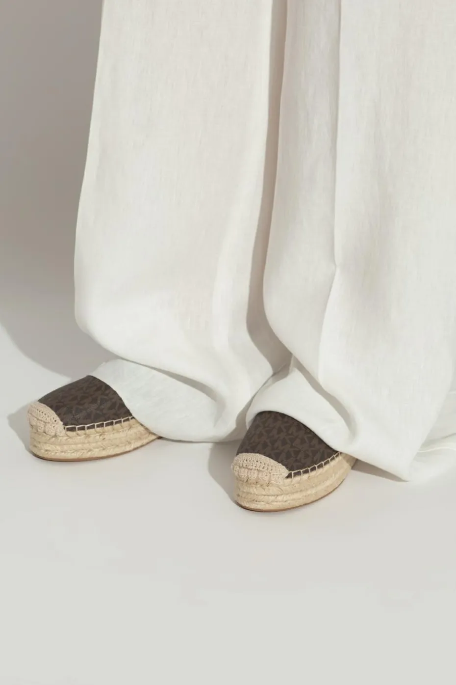 Michael Michael Kors BRĄZOWY Espadryle `Lynn`