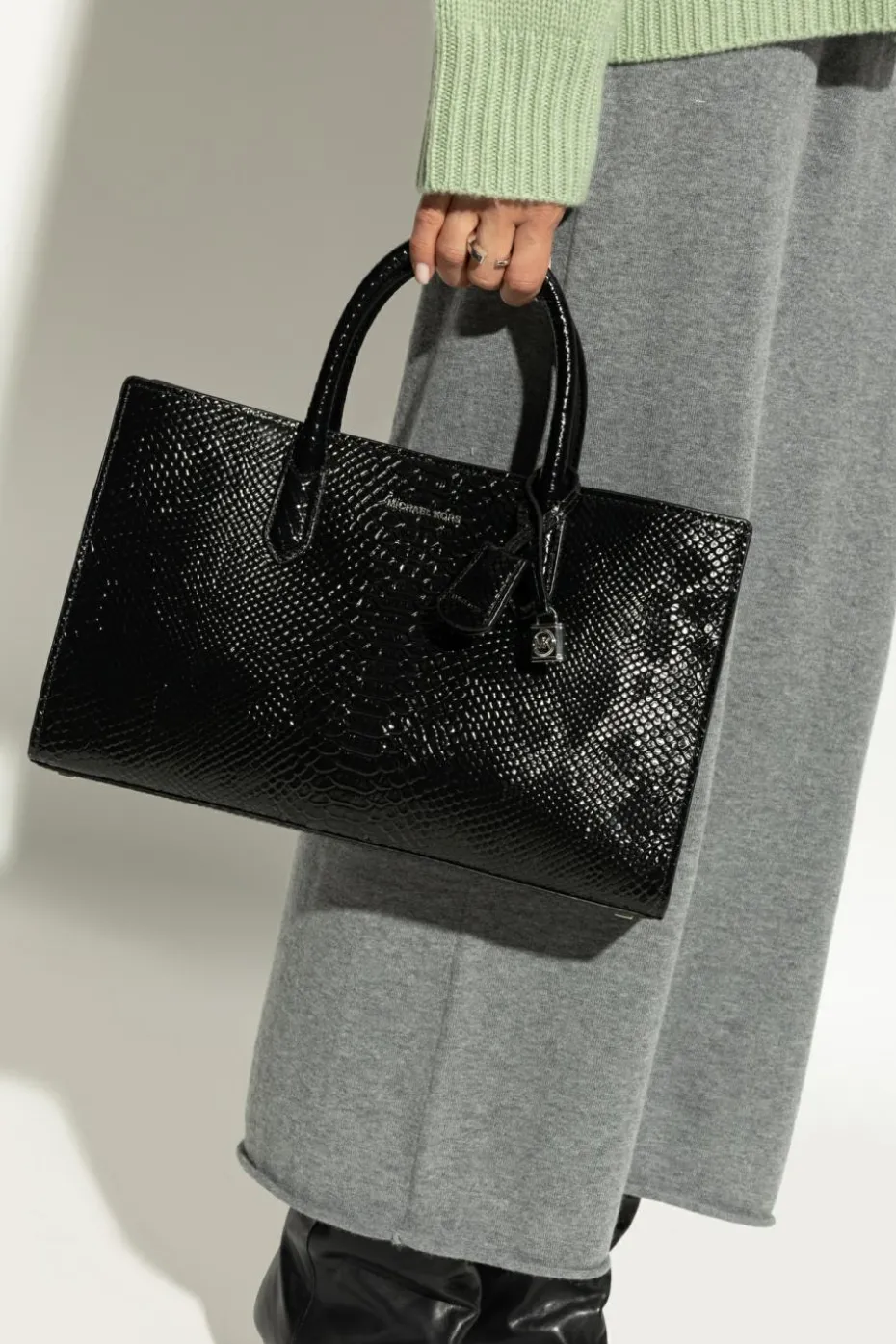 Michael Michael Kors CZARNY Torba do ręki `Scarlett Medium`
