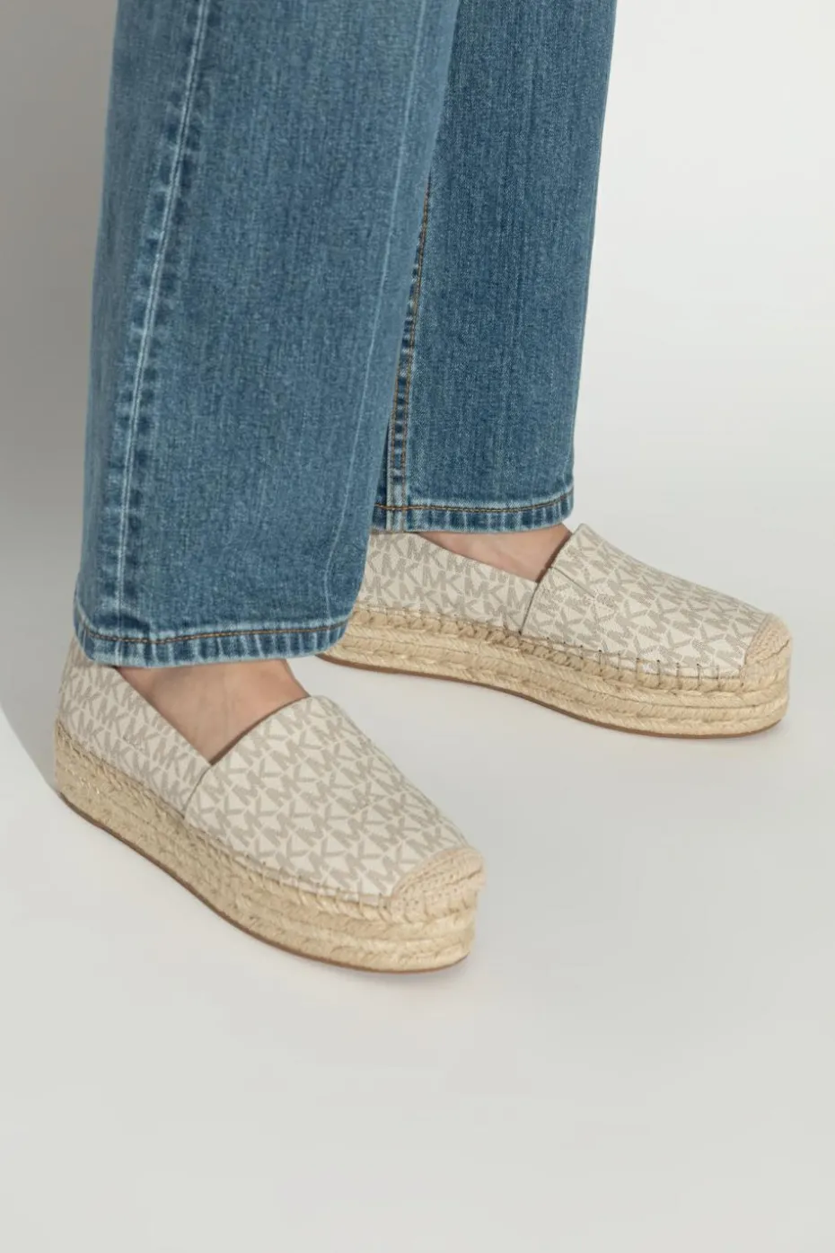 Michael Michael Kors kremowy Espadryle `Lynn`