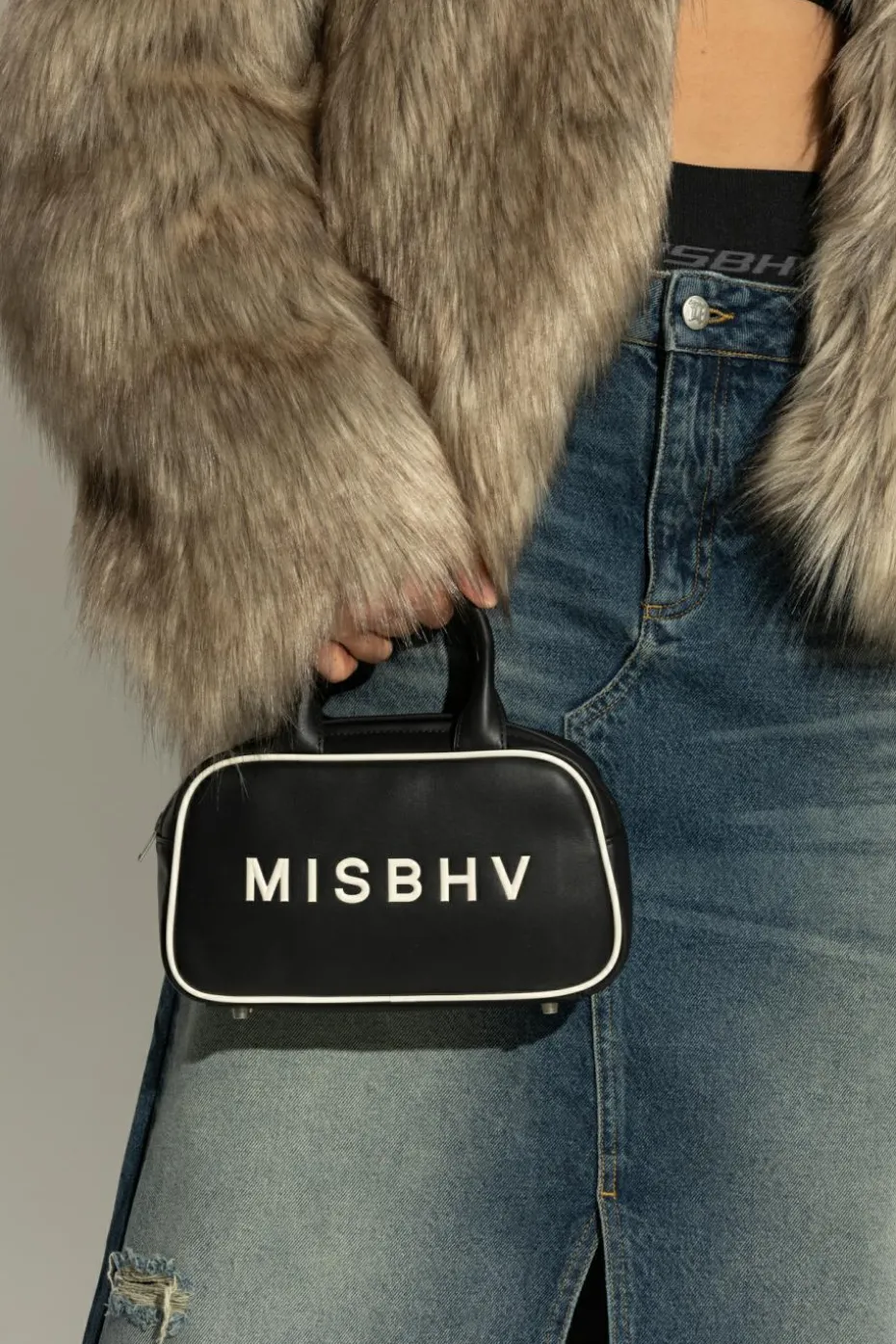 MISBHV CZARNY Torba do ręki `London Mini`