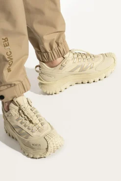 Moncler beżowy Buty sportowe `Trailgrio GTX`