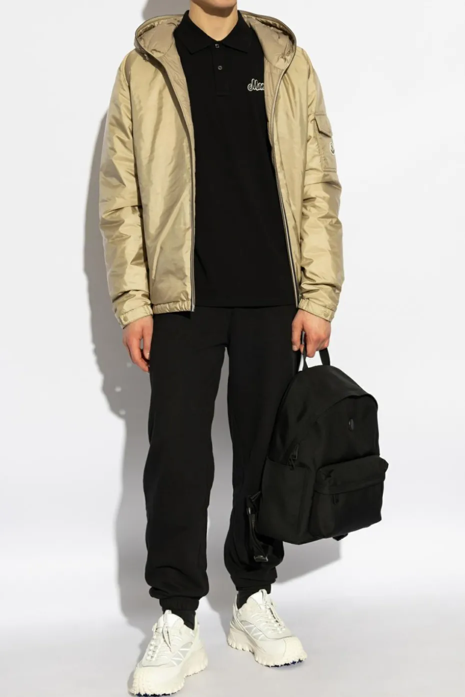 Moncler beżowy Kurtka puchowa `Evettes`