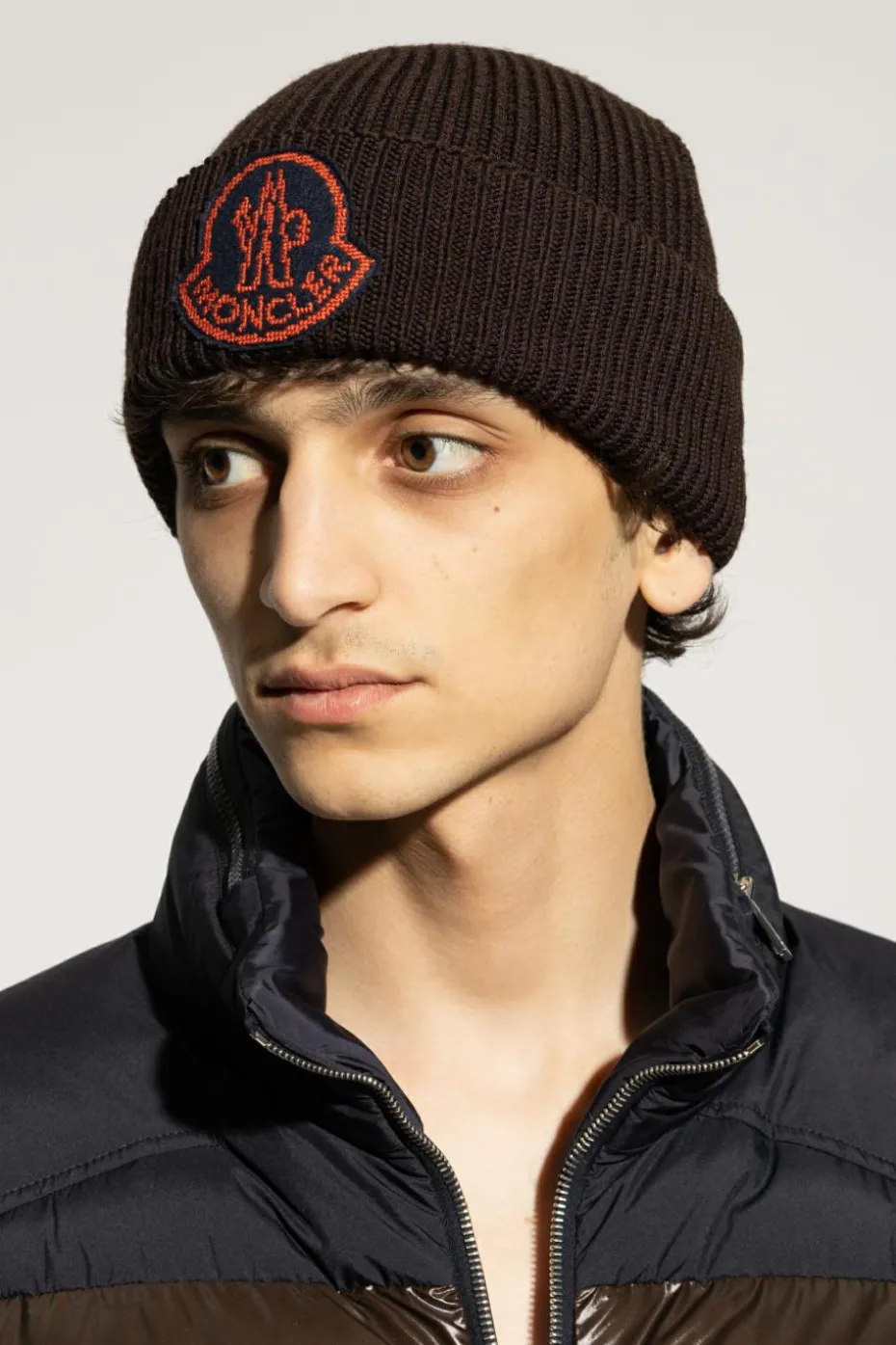 Moncler BRĄZOWY Czapka z naszywką z logo