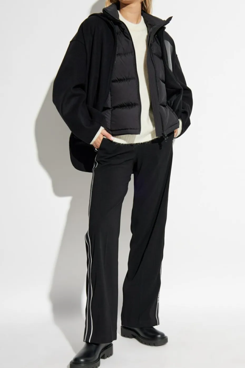 Moncler CZARNY Kurtka `Almandine`