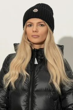 Moncler CZARNY Wełniana czapka z naszywką z logo