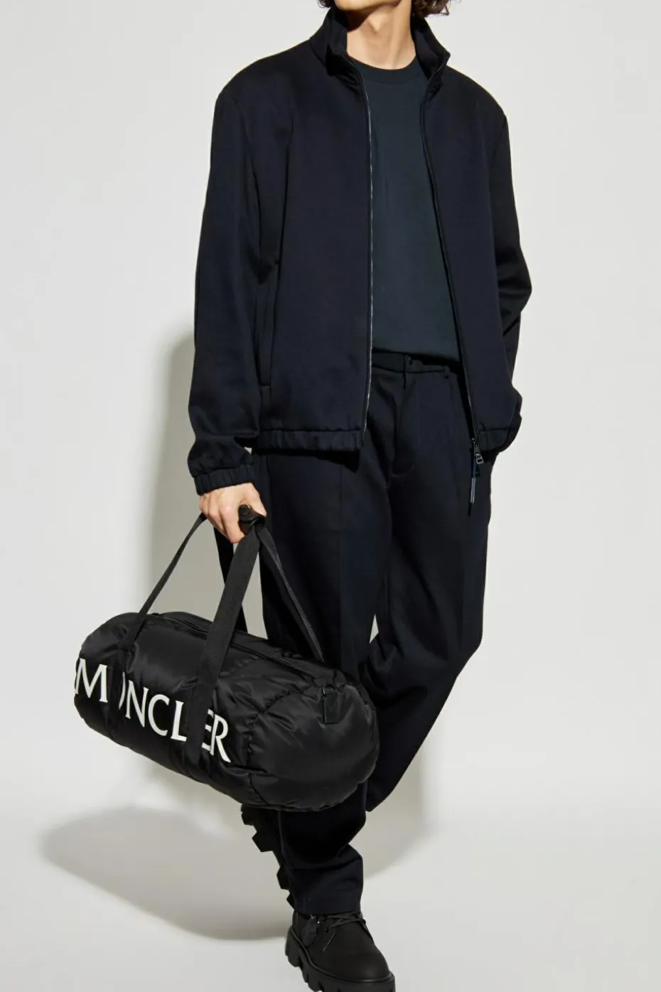 Moncler GRANATOWY Kurta puchowa `Ravignan`