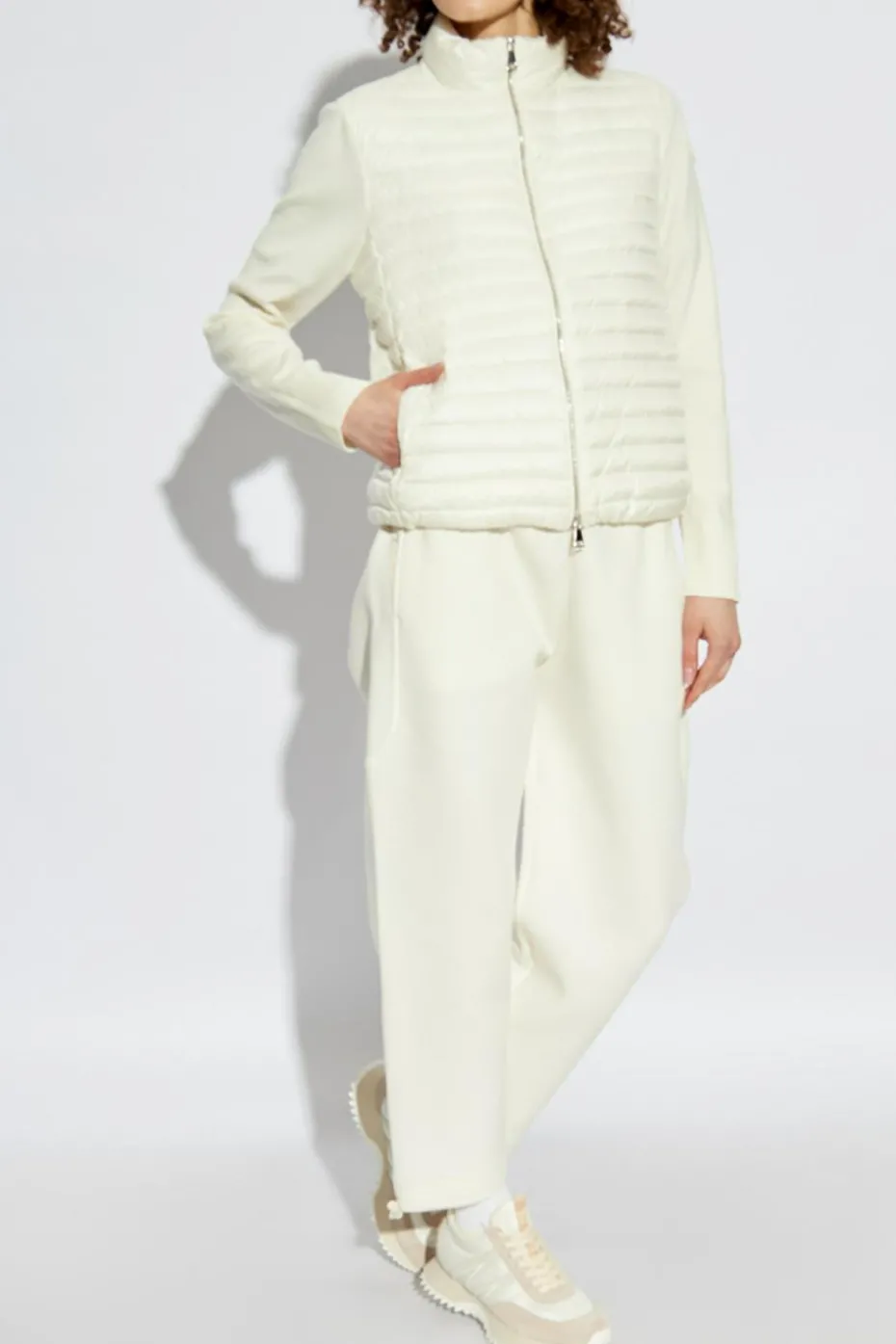 Moncler kremowy Puchowy kardigan