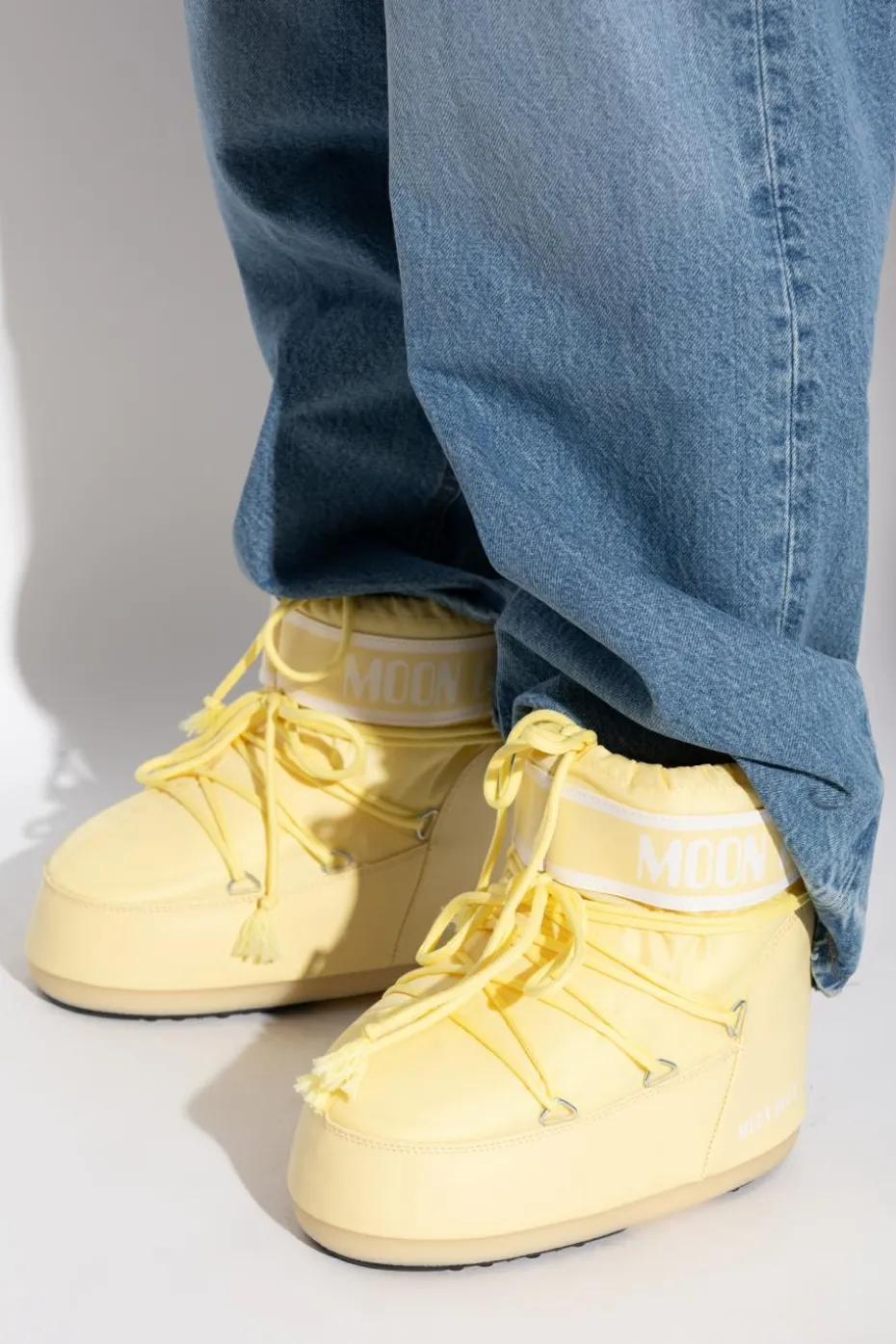 Moon Boot ŻÓŁTY Śniegowce ‘Icon Low Nylon’