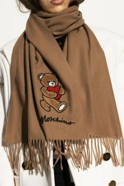 Moschino beżowy Wełniany szal z charakterystycznym motywem misia
