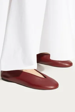 Moschino BORDO Skórzane baleriny