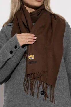Moschino BRĄZOWY Wełniany szal z logo