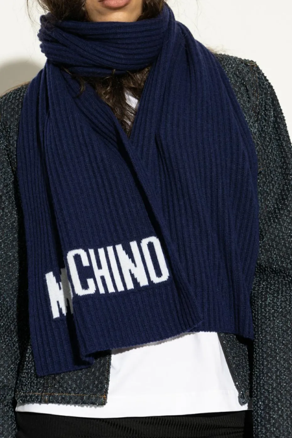 Moschino GRANATOWY Szal z logo