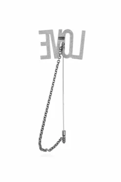 Moschino SREBRNY Broszka z napisem `LOVE`