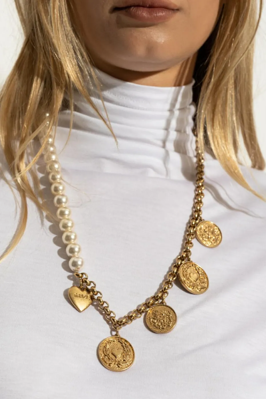 Moschino ZŁOTY Naszyjnik z zawieszkami