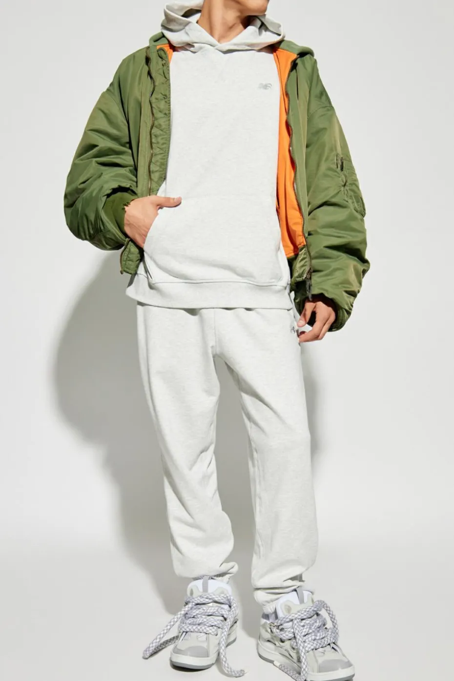 New Balance SZARY Bluza typu `oversize`