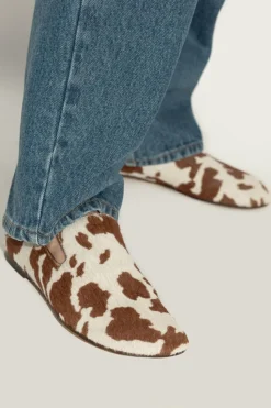 Odissi BRĄZOWY Buty z motywem zwierzęcym