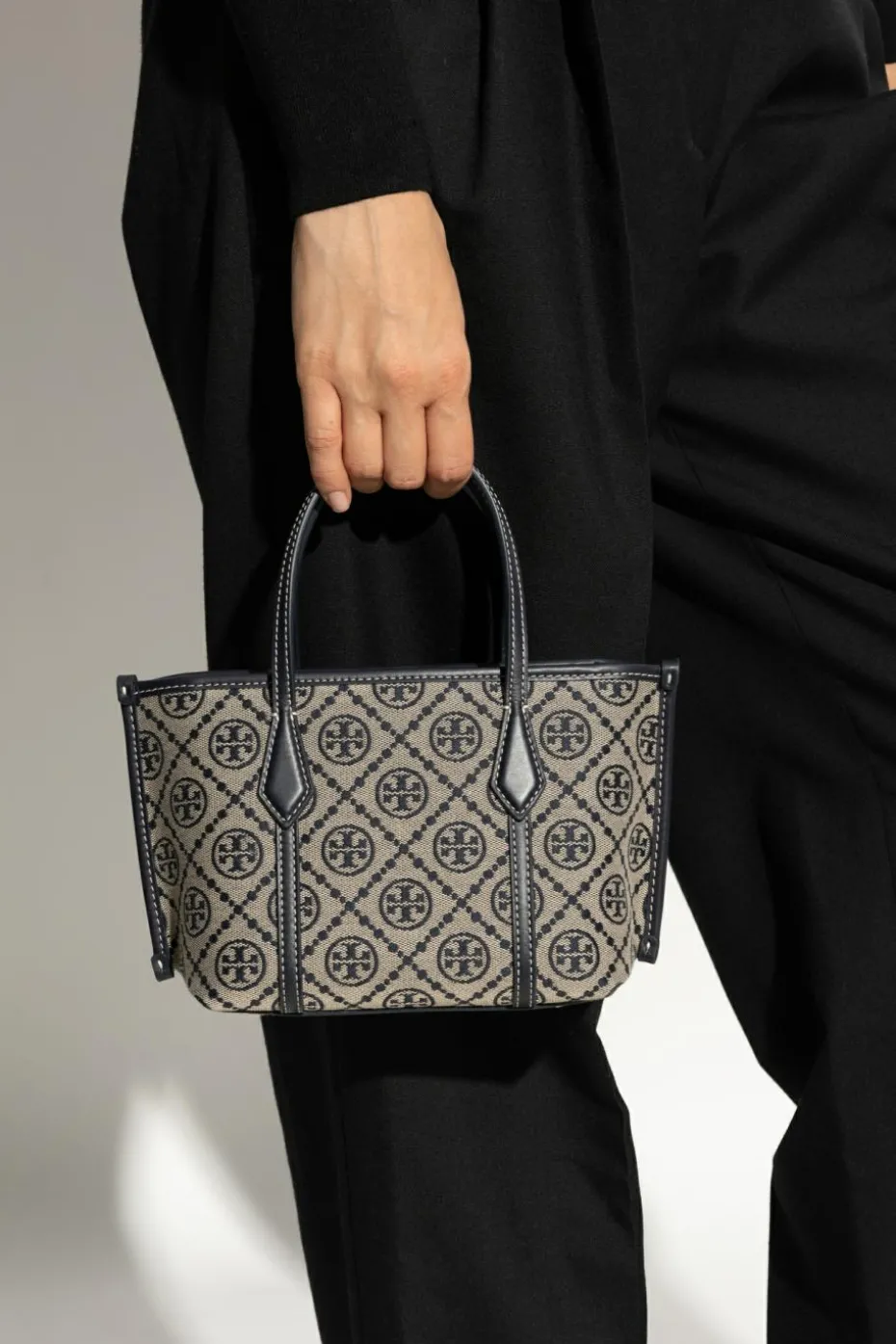 Tory Burch GRANATOWY Torba do ręki `Perry Mini`