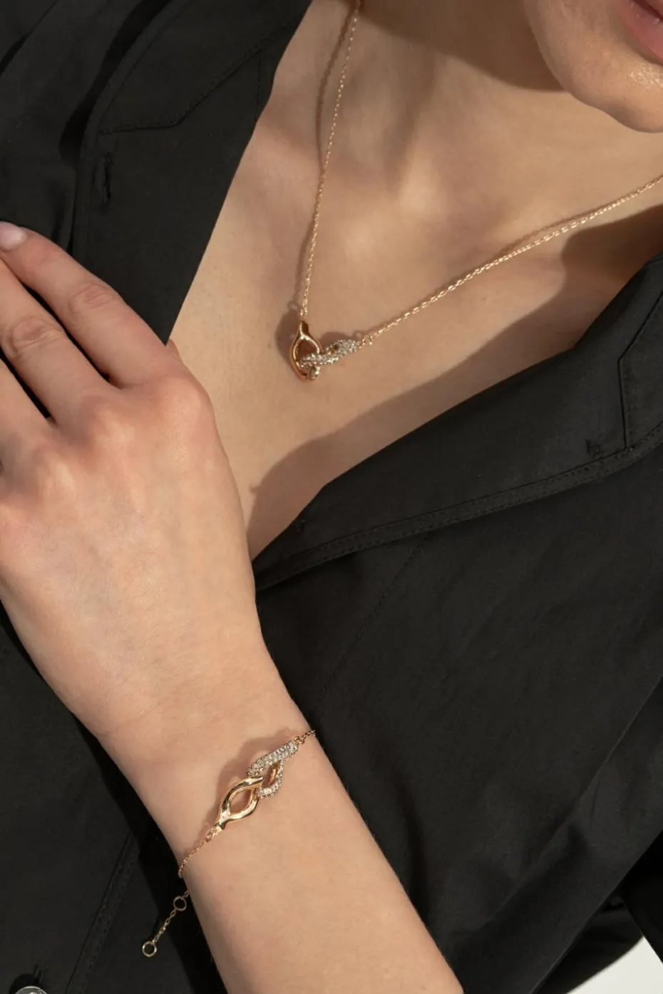 Tory Burch ZŁOTY Połyskująca bransoleta