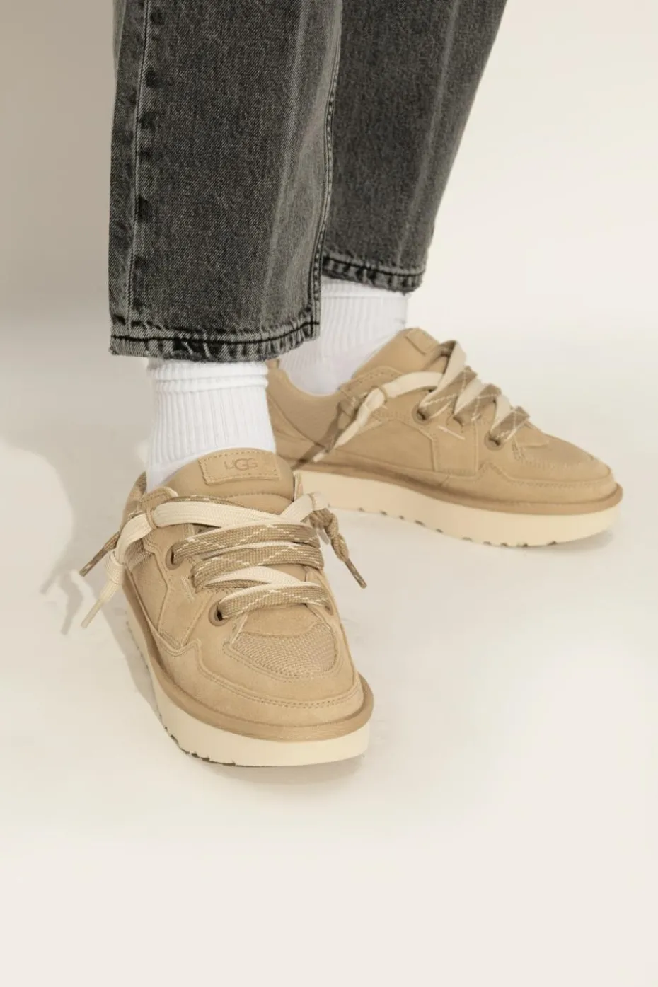 UGG beżowy Buty sportowe `Lo Lowmel`