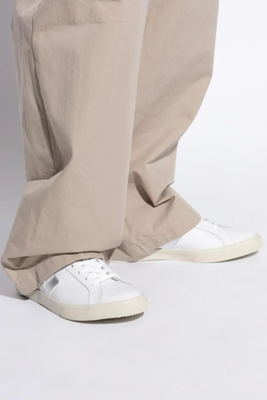 Veja BIAŁY Buty sportowe `ESPLAR LOGO LEATHER`