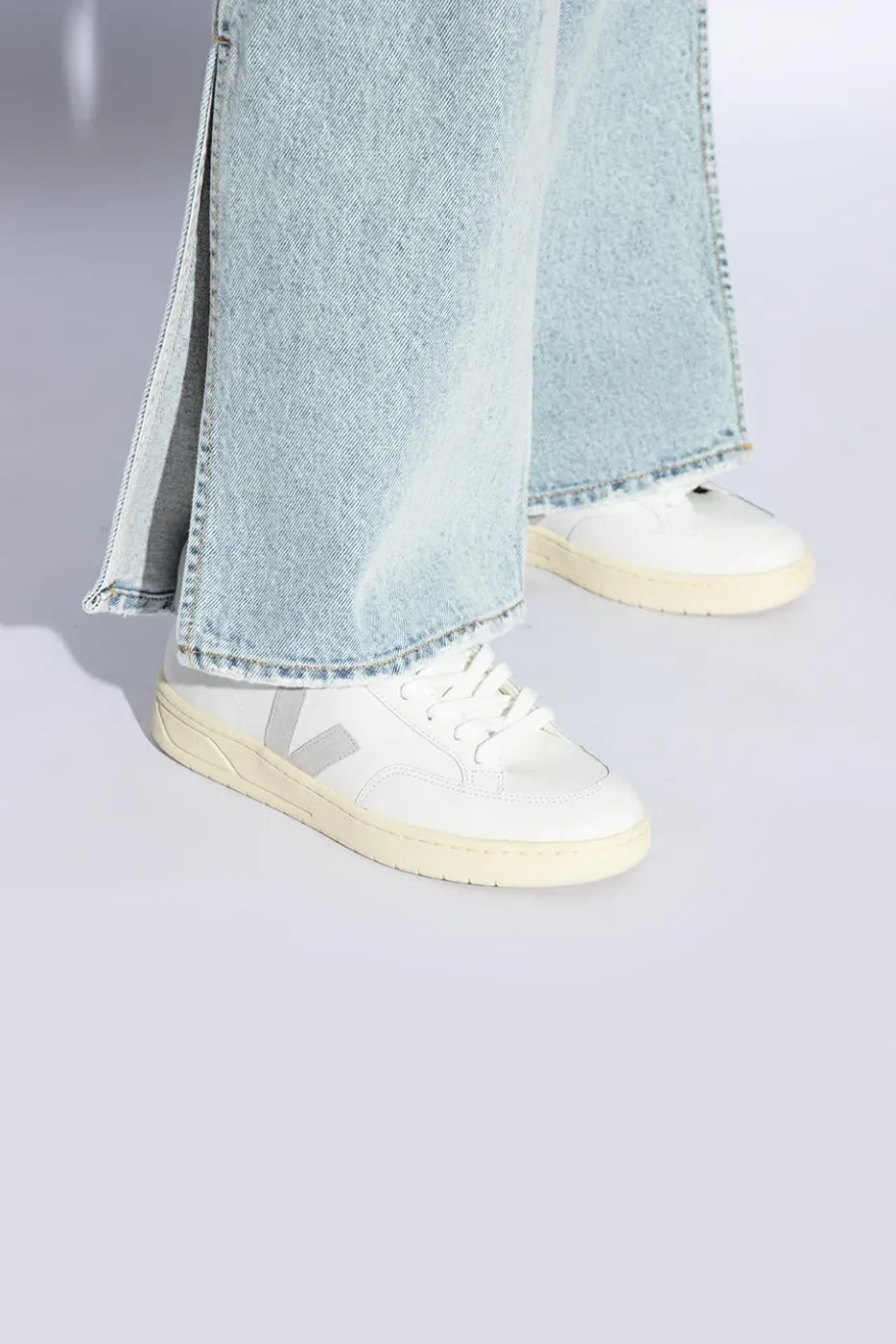 Veja BIAŁY Buty sportowe ‘V-12 Leather’