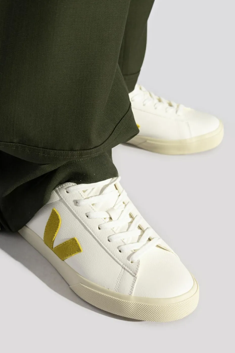 Veja BIAŁY Buty sportowe `Campo Leather`