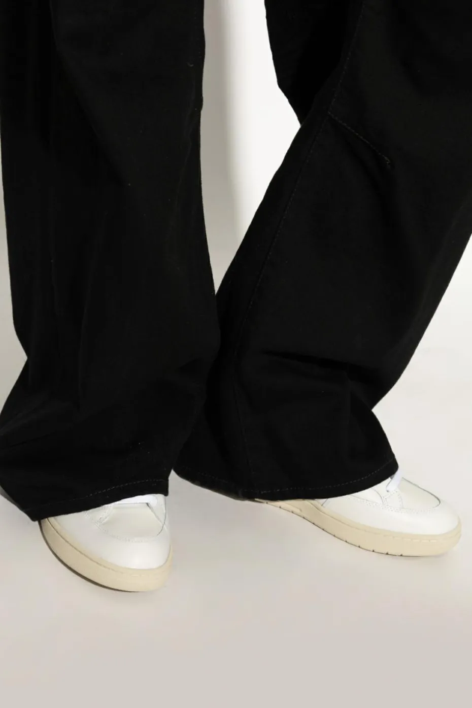Veja BIAŁY Buty sportowe ‘V-12 Leather’