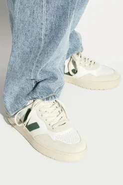 Veja kremowy Buty sportowe `V-90 O.T. Leather`