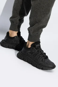 Versace CZARNY Buty sportowe ‘Trigreca’