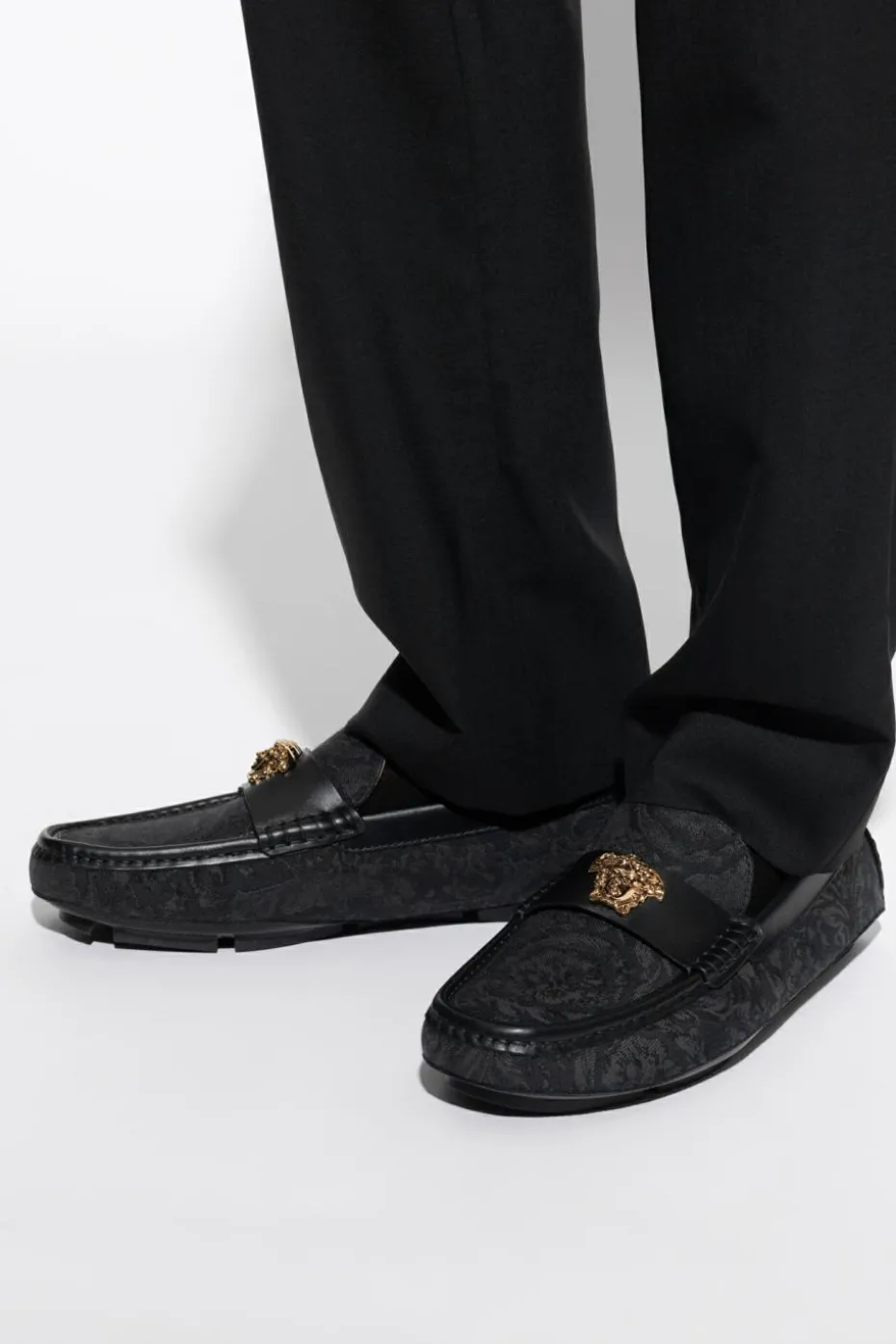 Versace CZARNY Mokasyny ze wzorem `barocco`