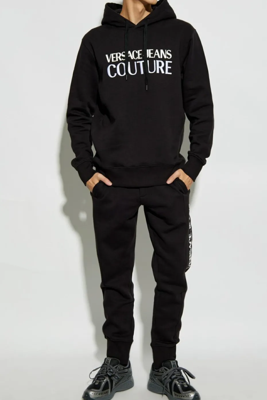 Versace Jeans Couture CZARNY Spodnie dresowe z logo