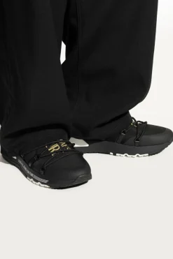 Versace Jeans Couture CZARNY Buty sportowe