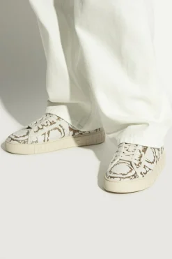Versace kremowy Buty sportowe z lureksową nicią